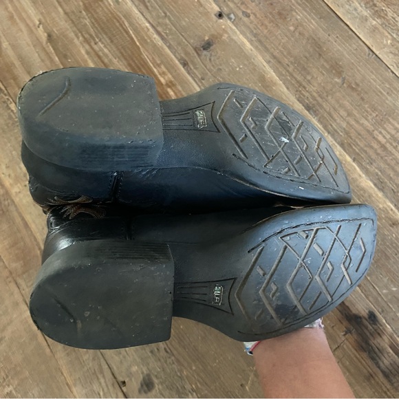 ARIAT Boots Western Cowboy Boots Kids Black with Embroidered Design Size 1 - Picture 5 of 10